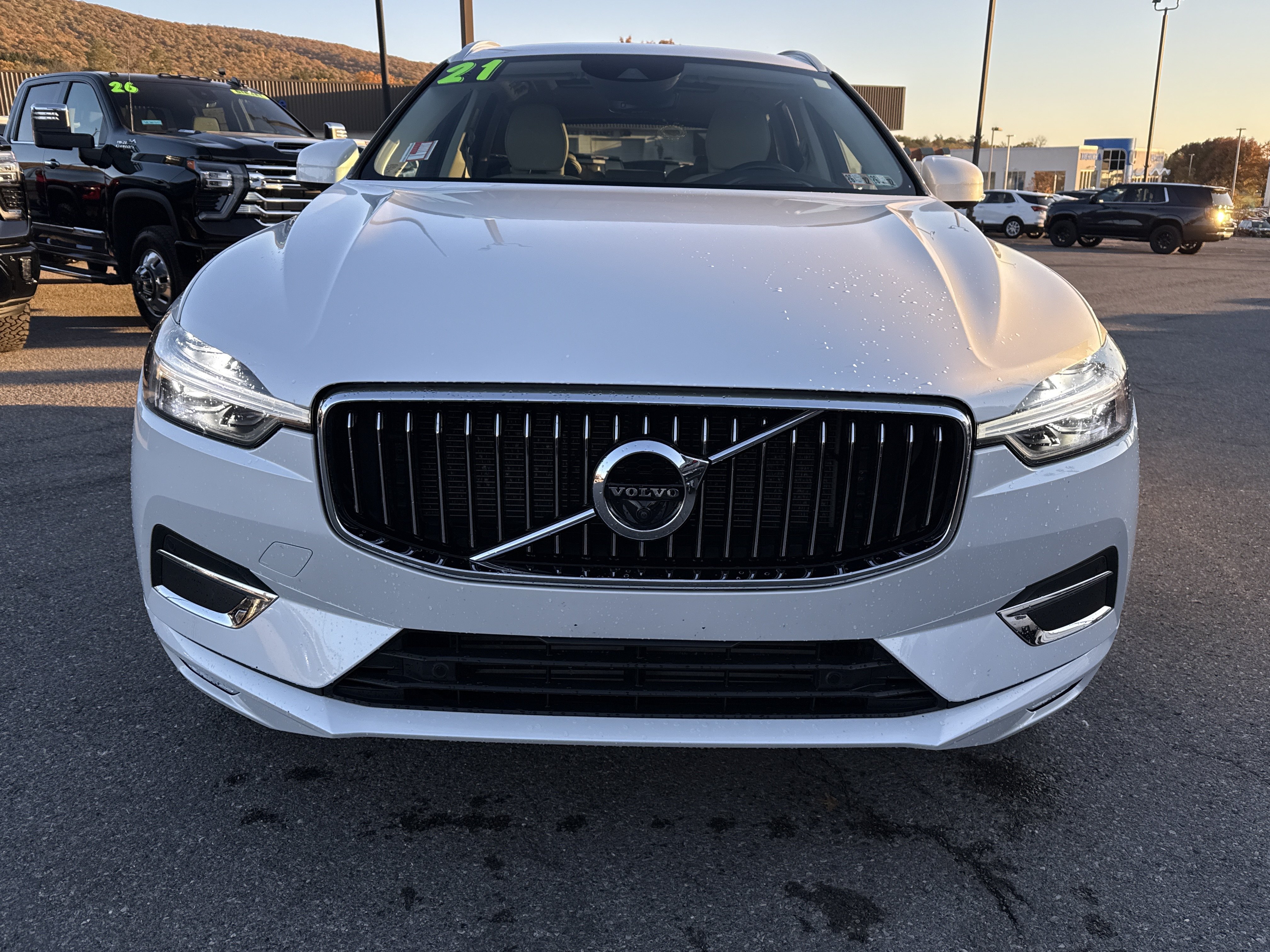 Used 2021 Volvo XC60 T5 Inscription w/ Advanced Package AWD/4WD image 9
