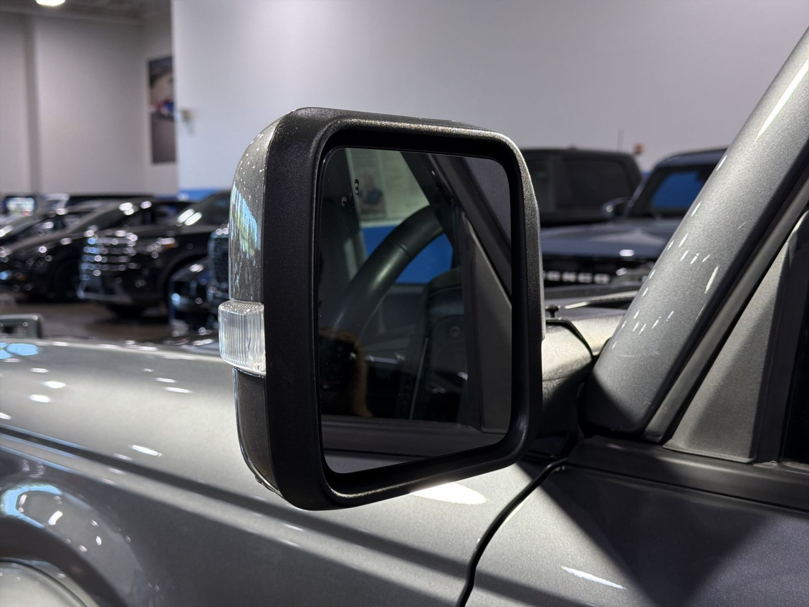 Used 2023 Ford Bronco Outer Banks AWD/4WD image 15