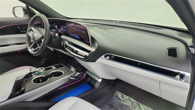 Used 2024 Cadillac Lyriq Luxury image 22