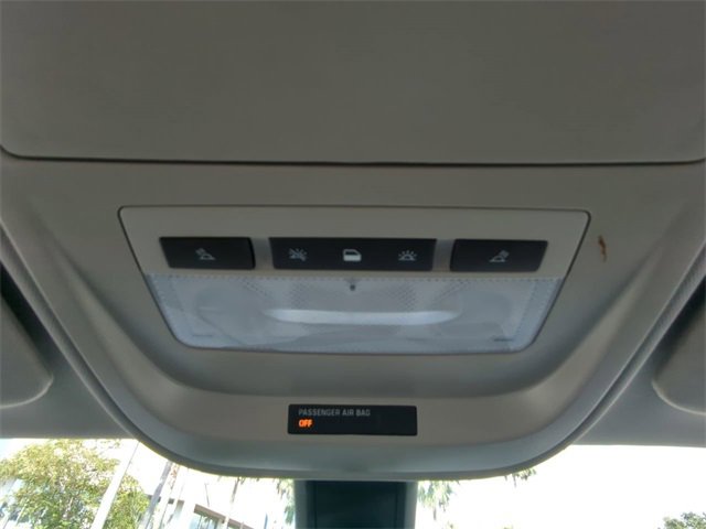 Used 2022 Chevrolet Colorado LT w/ LT Convenience Package image 23