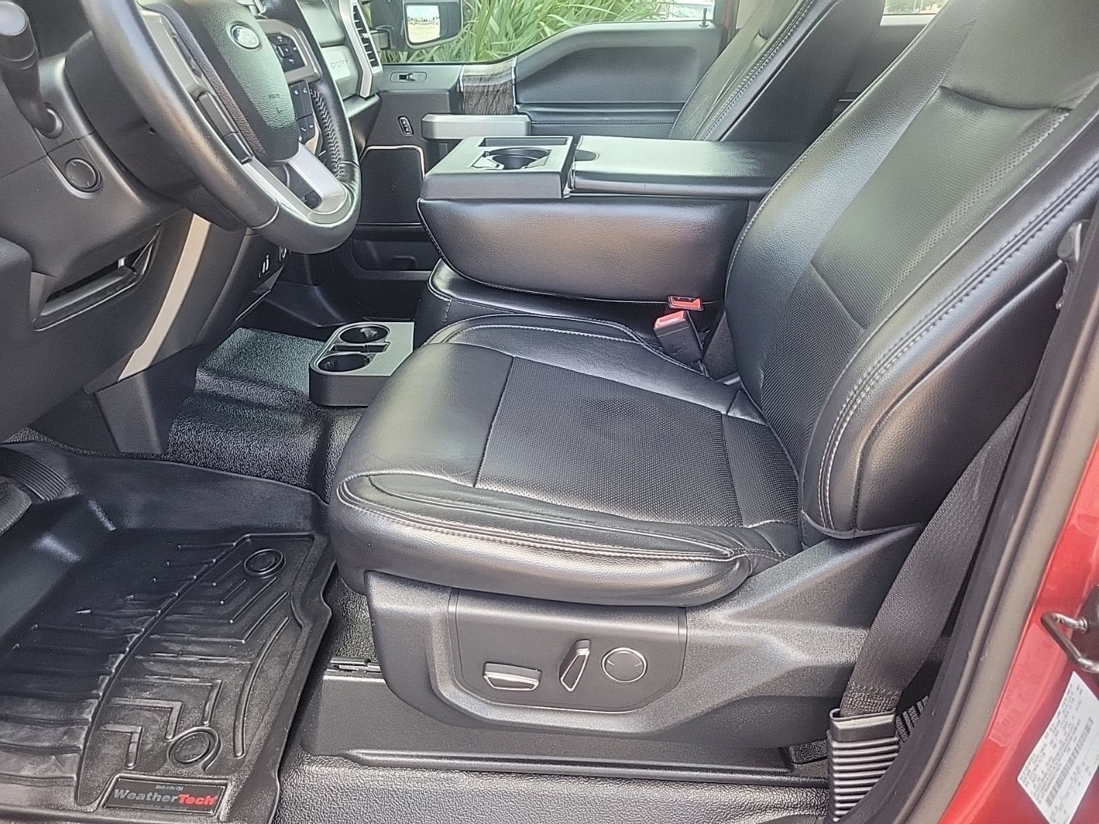 Used 2019 Ford F250 Lariat w/ Lariat Ultimate Package AWD/4WD image 15