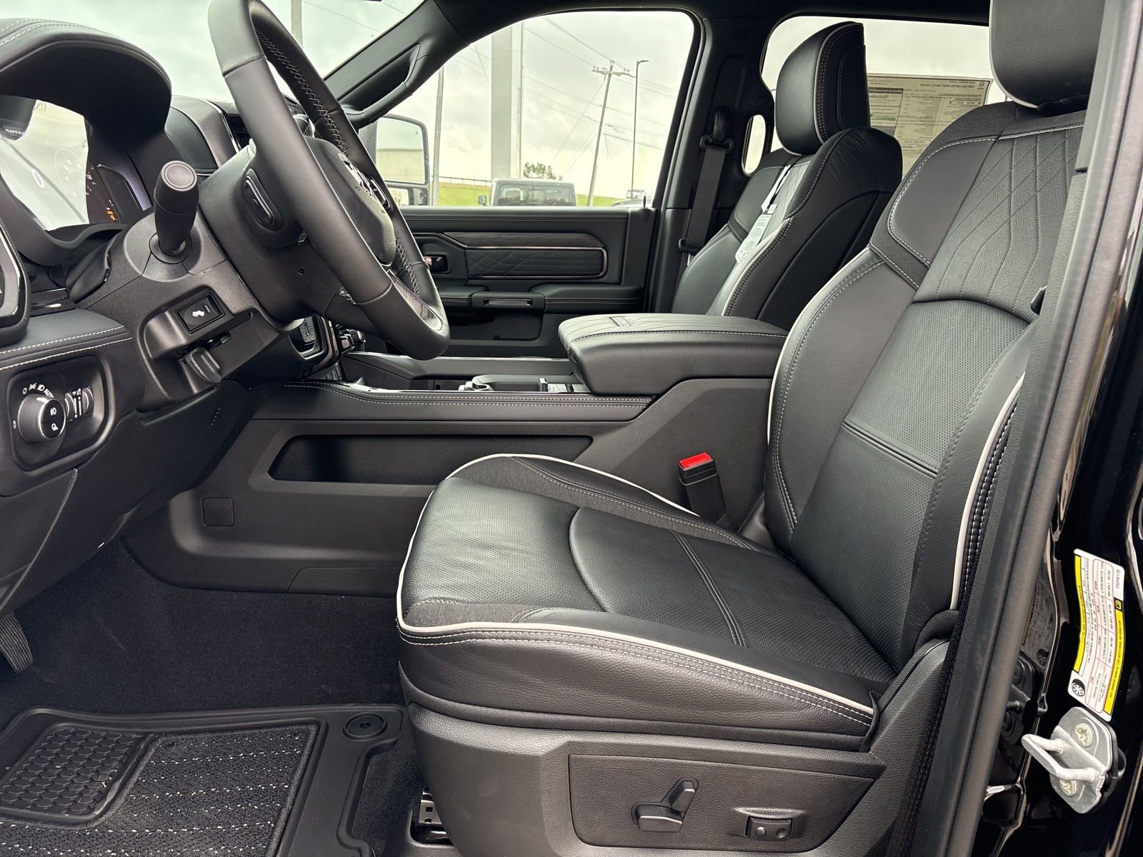 New 2026 RAM 3500 Limited image 16