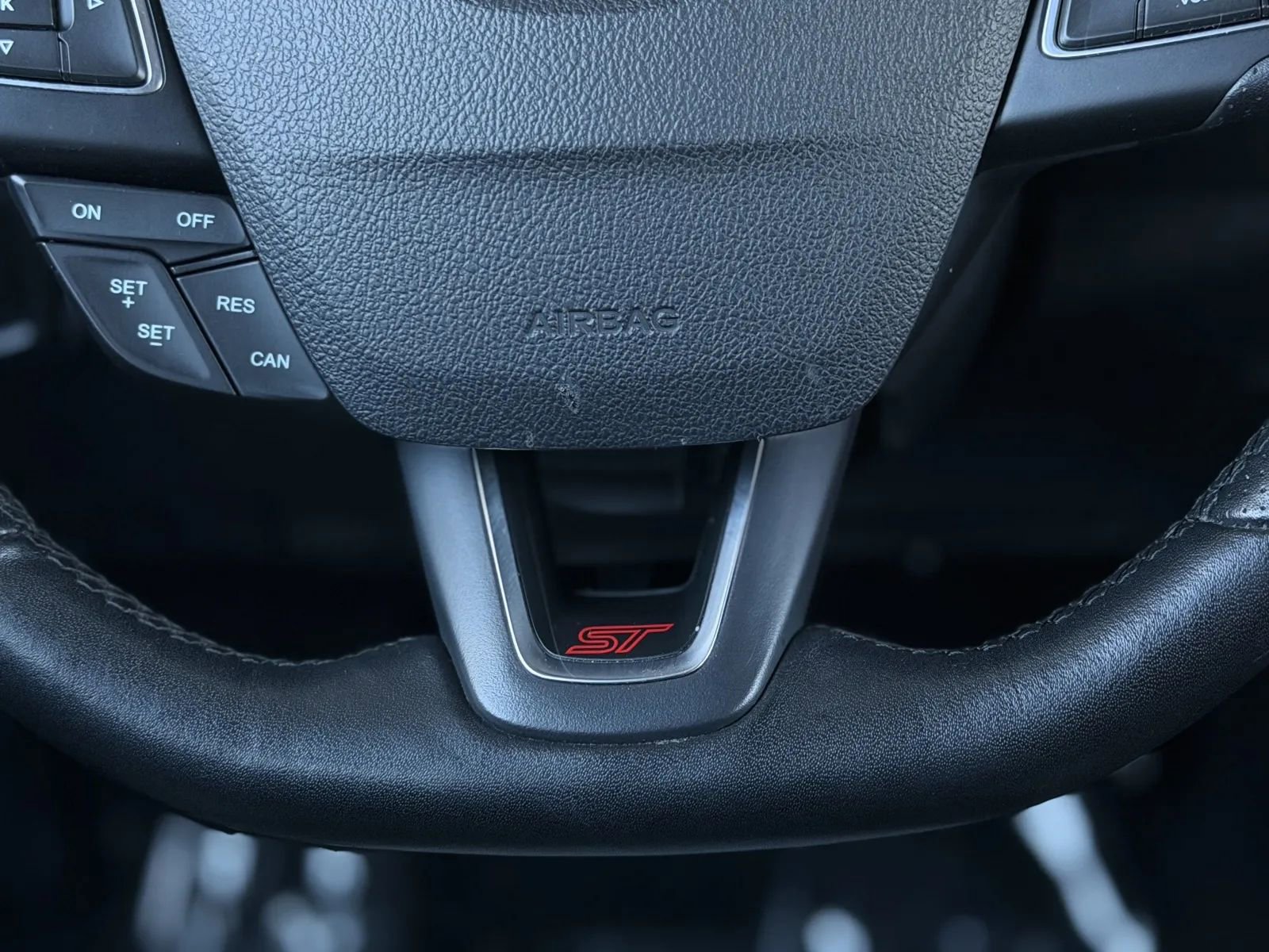 Used 2017 Ford Focus ST FWD image 24