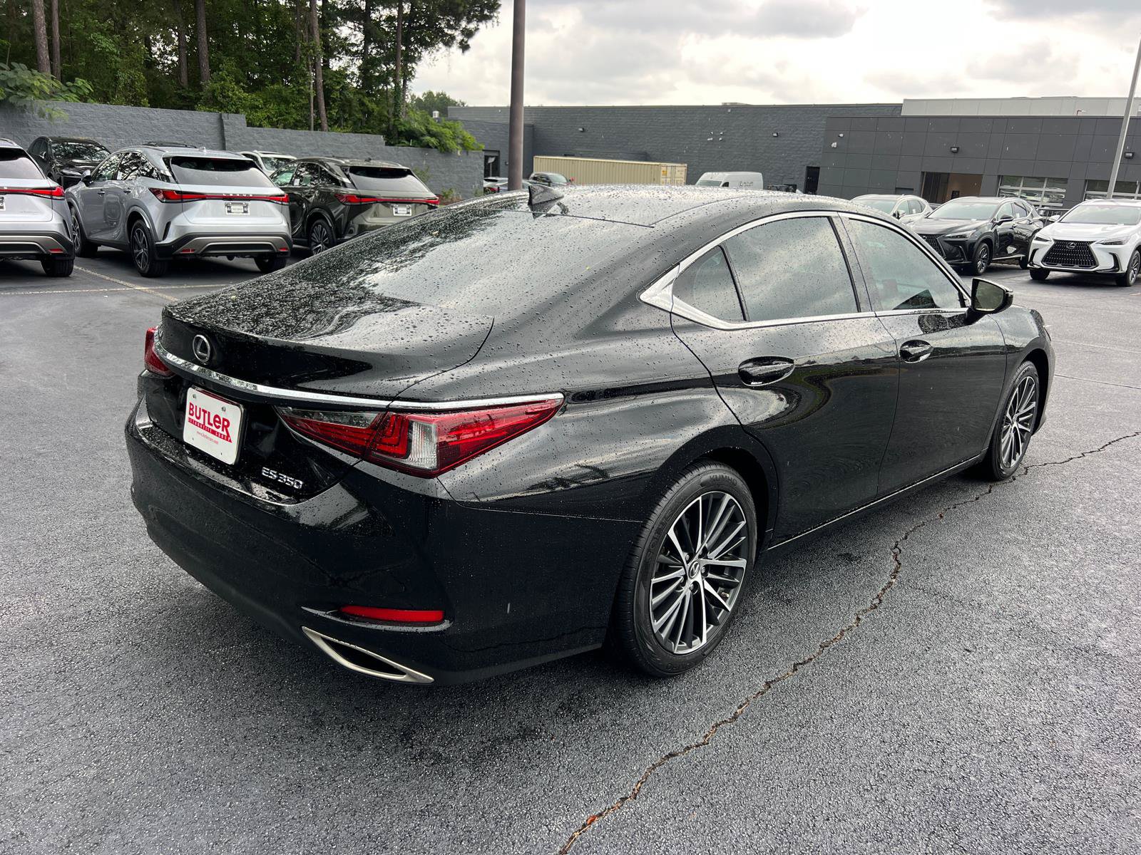 Certified 2024 Lexus ES 350 w/ Premium Package FWD image 5