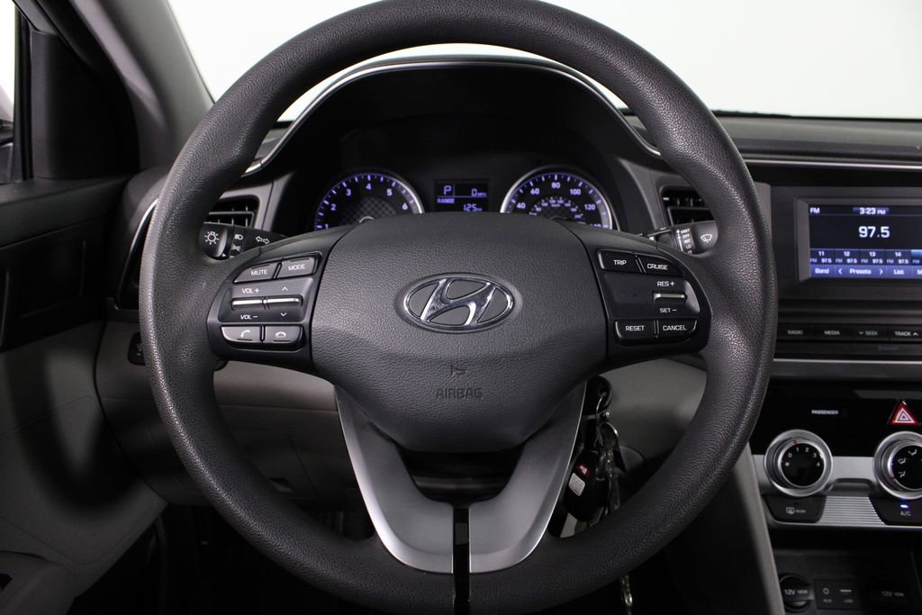 Used 2019 Hyundai Elantra SE image 22