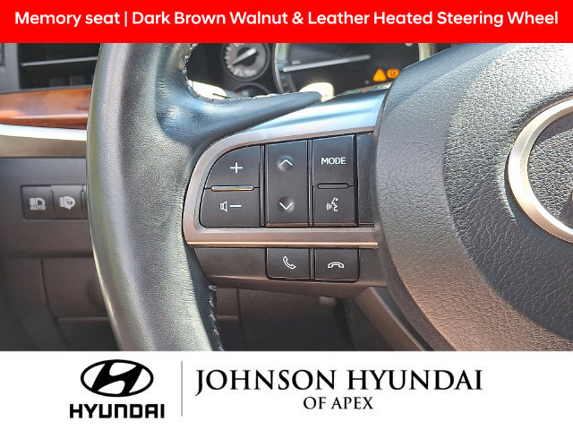 Used 2017 Lexus LX 570 4WD w/ Luxury Package image 10