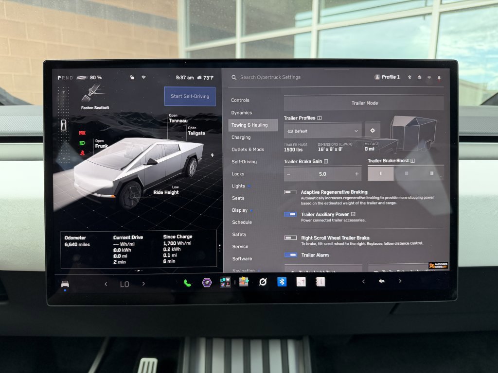Used 2024 Tesla Cybertruck AWD Crew Cab image 20