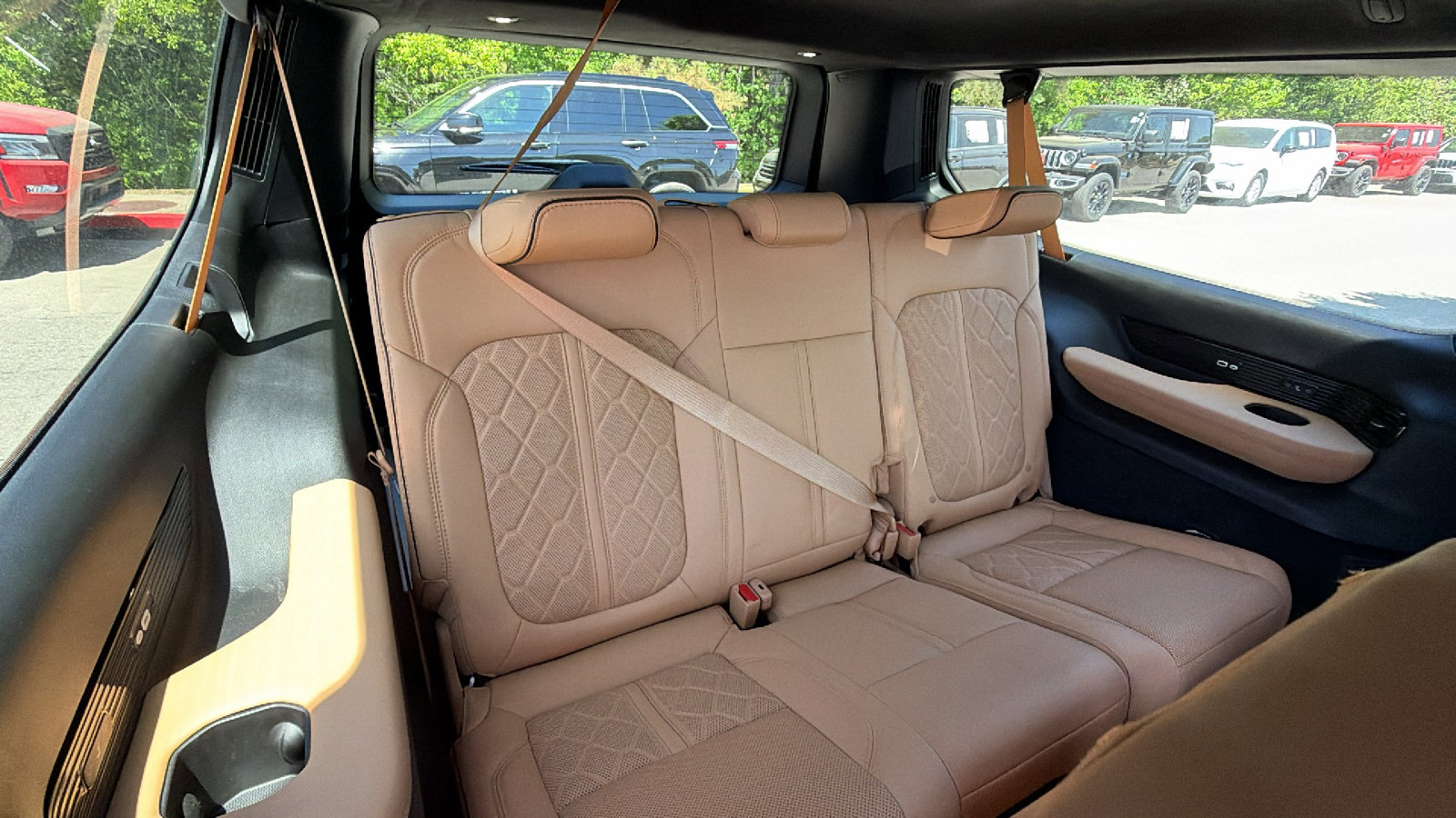 Used 2024 Jeep Grand Wagoneer L Series III w/ Rear Seat Video Group 1 image 24