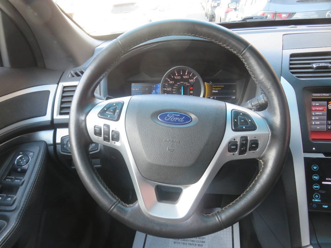 Used 2015 Ford Explorer Sport image 14
