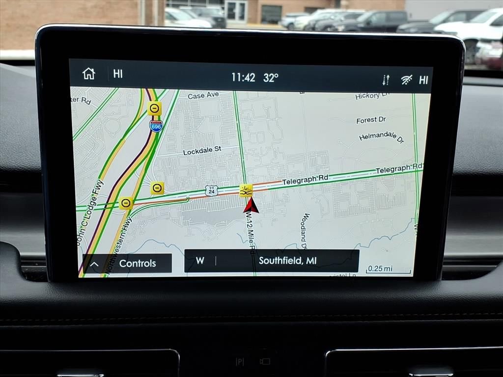 Certified 2024 Lincoln Aviator AWD w/ Premium Package image 18