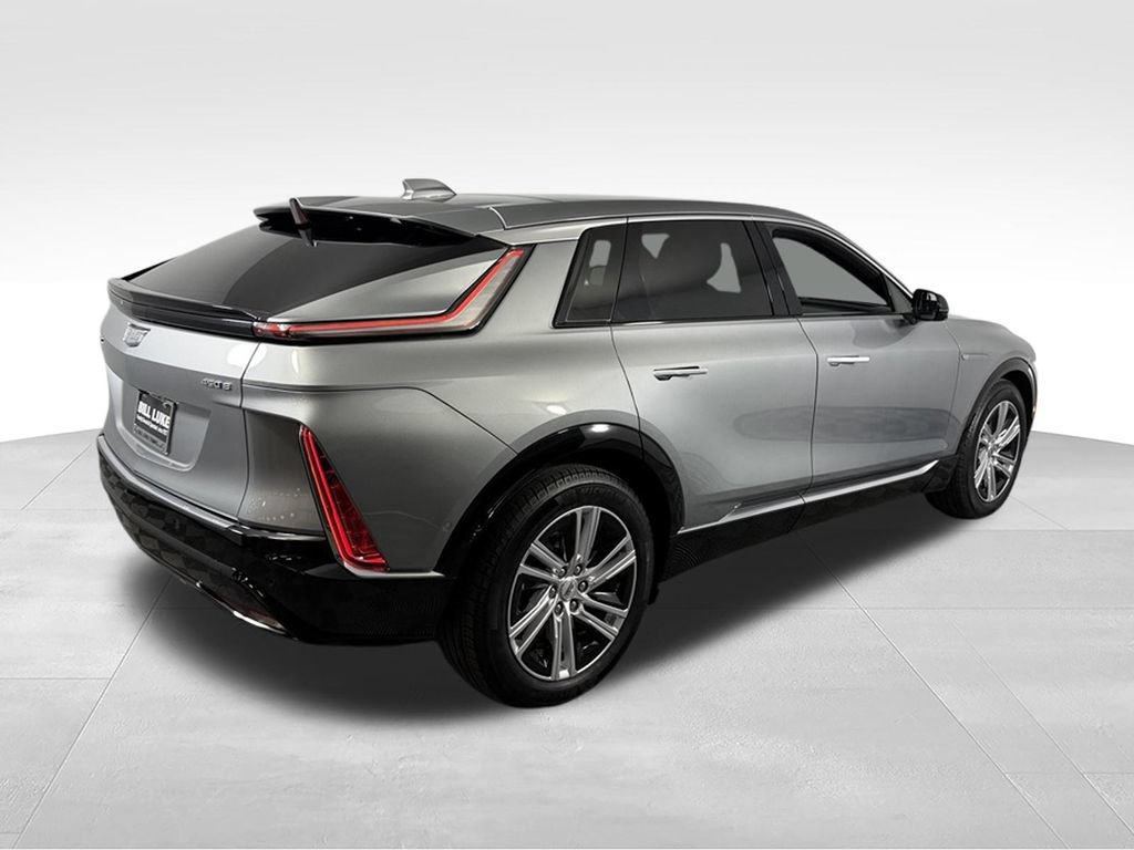 Used 2024 Cadillac Lyriq Tech w/ Driver Assist Package RWD image 7