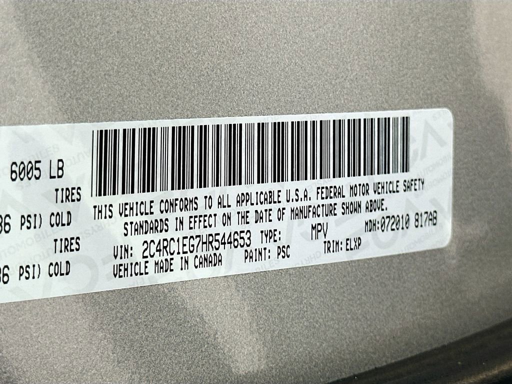 Used 2017 Chrysler Pacifica Touring-L Plus w/ Advanced Safetytec Group FWD image 33