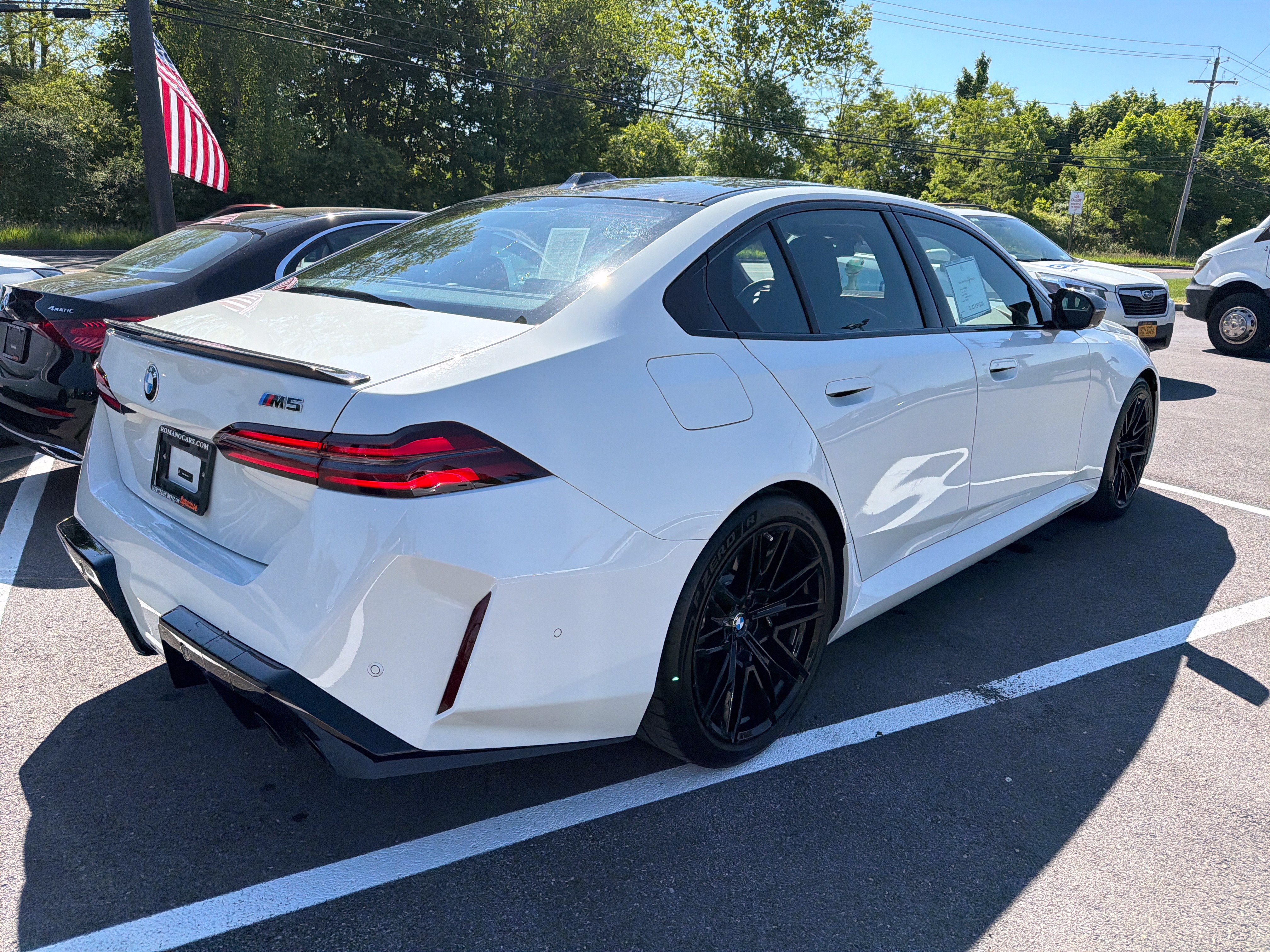 Used 2025 BMW M5 w/ Carbon Package AWD/4WD image 7