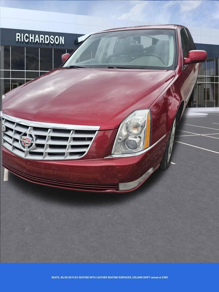 Used 2011 Cadillac DTS Luxury FWD image 4