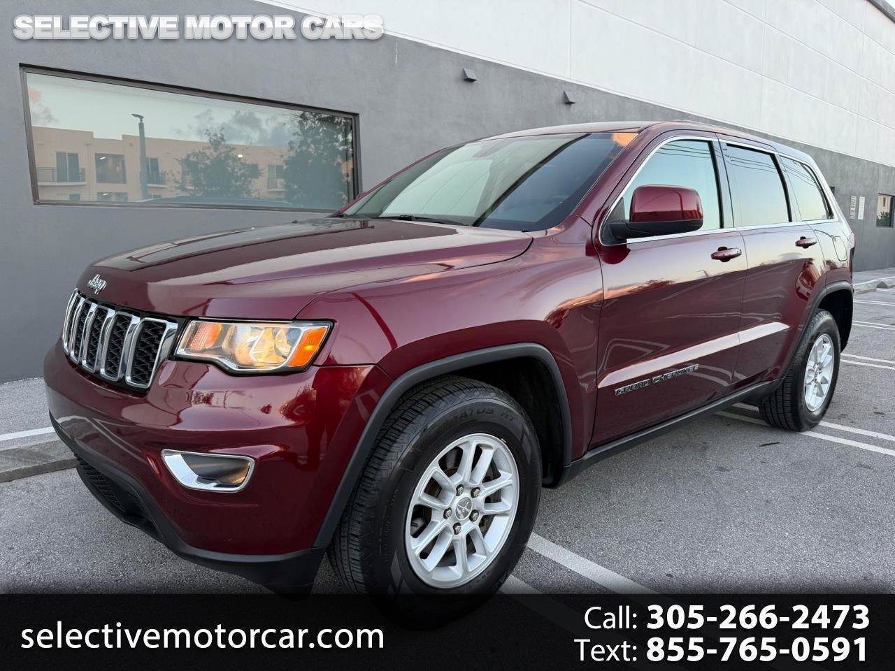 Used 2018 Jeep Grand Cherokee Laredo RWD image 1