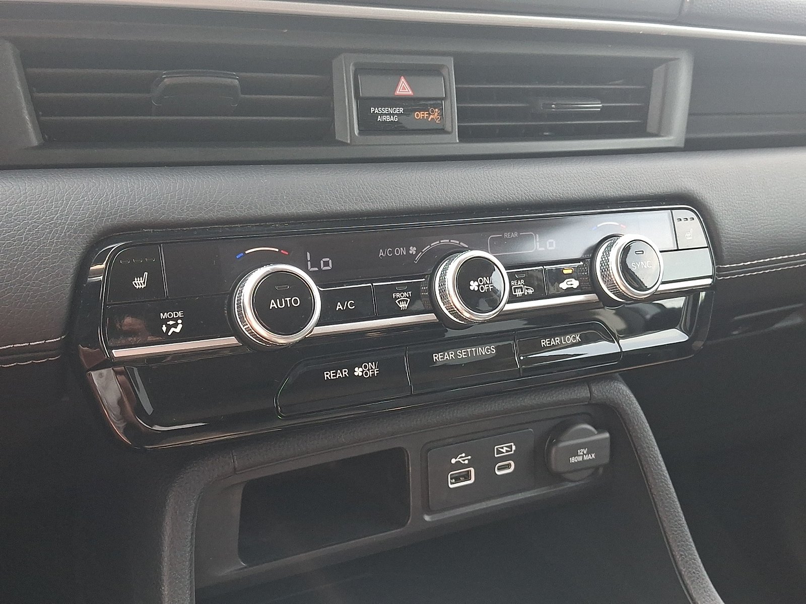 Used 2023 Honda Pilot Touring image 15