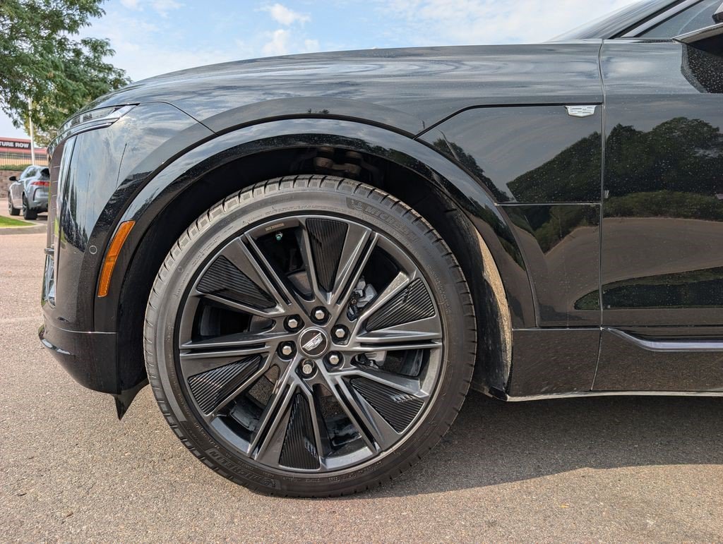 Certified 2024 Cadillac Lyriq Sport AWD/4WD image 8