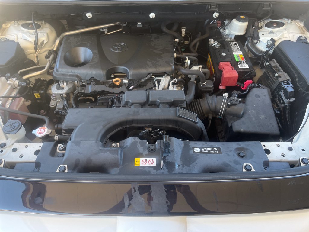 Used 2019 Toyota RAV4 XLE w/ Convenience Package FWD image 25