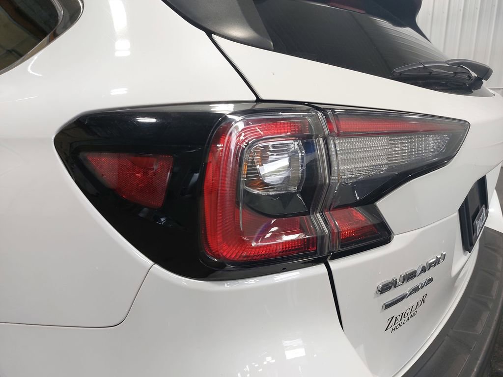 Used 2022 Subaru Outback Premium AWD/4WD image 36