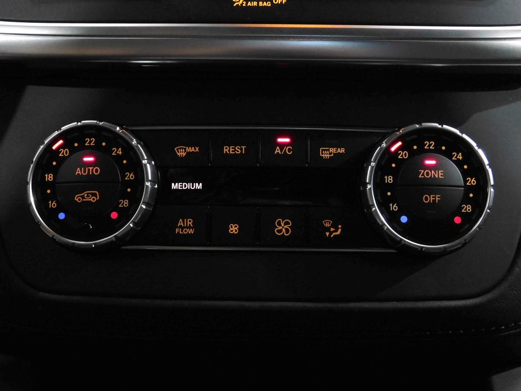 Used 2014 Mercedes-Benz ML 63 AMG 4MATIC image 43