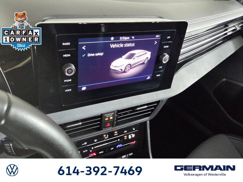 Certified 2025 Volkswagen Jetta SE w/ Sunroof Package FWD image 22