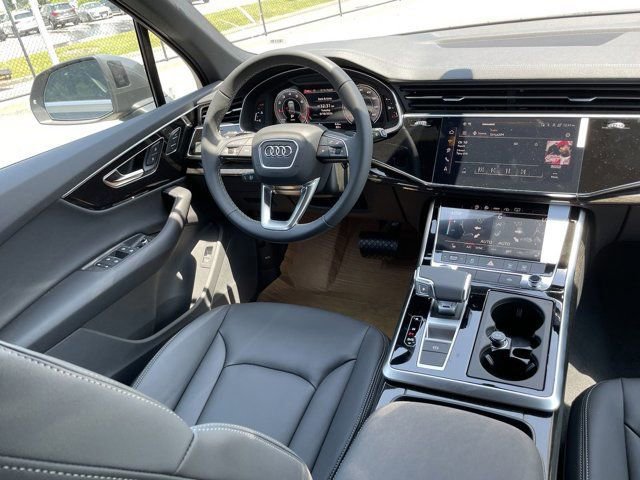 New 2025 Audi Q7 2.0T Premium w/ Convenience Package image 13