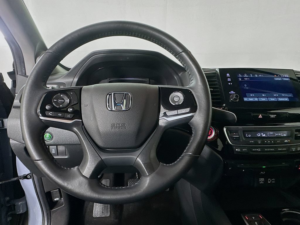 Certified 2022 Honda Pilot Touring image 11