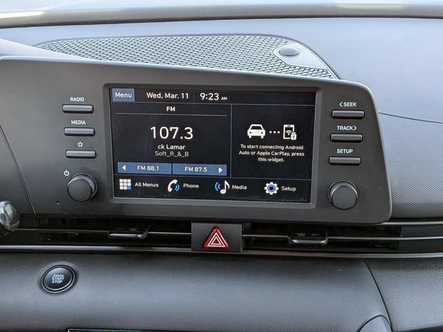 Used 2025 Hyundai Elantra Sport FWD image 17