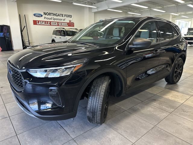 Used 2023 Ford Escape Active AWD/4WD image 16