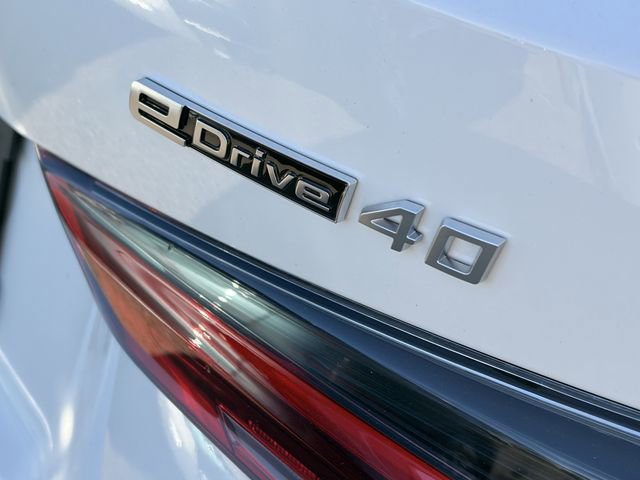 Certified 2025 BMW i4 eDrive40 w/ Premium Package image 7