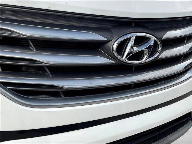 Used 2018 Hyundai Santa Fe Sport w/ 2.4L Value Package 02 FWD image 28