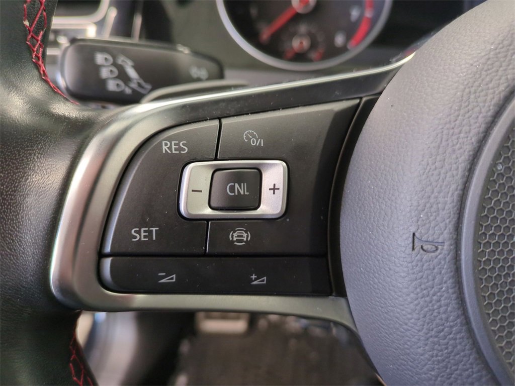 Used 2021 Volkswagen GTI SE image 18