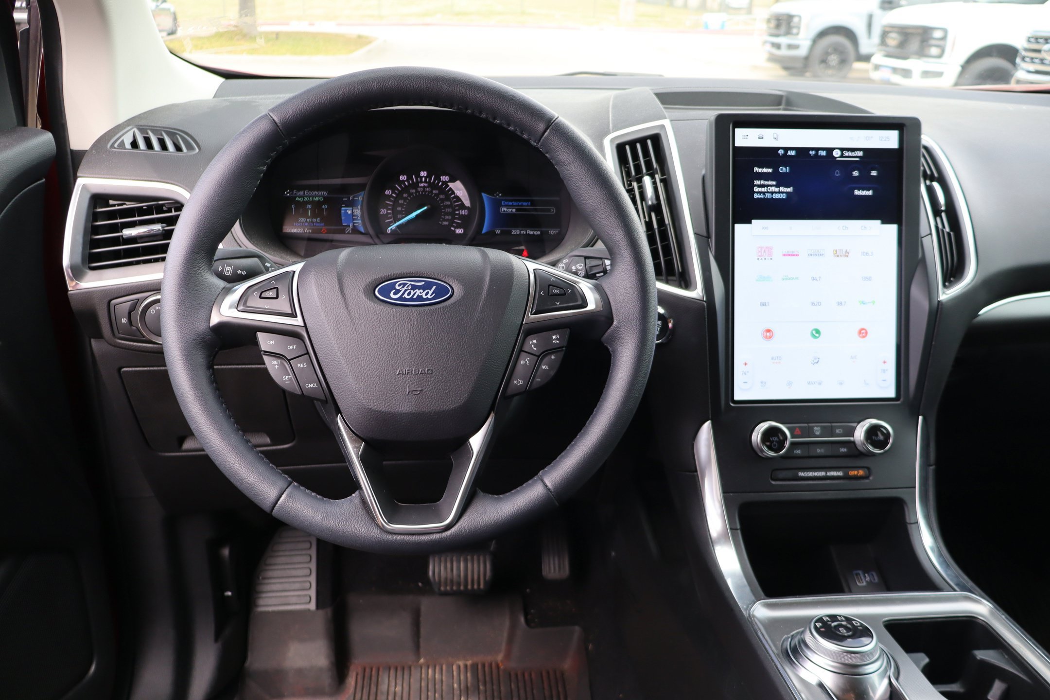 Used 2024 Ford Edge Titanium AWD/4WD image 20