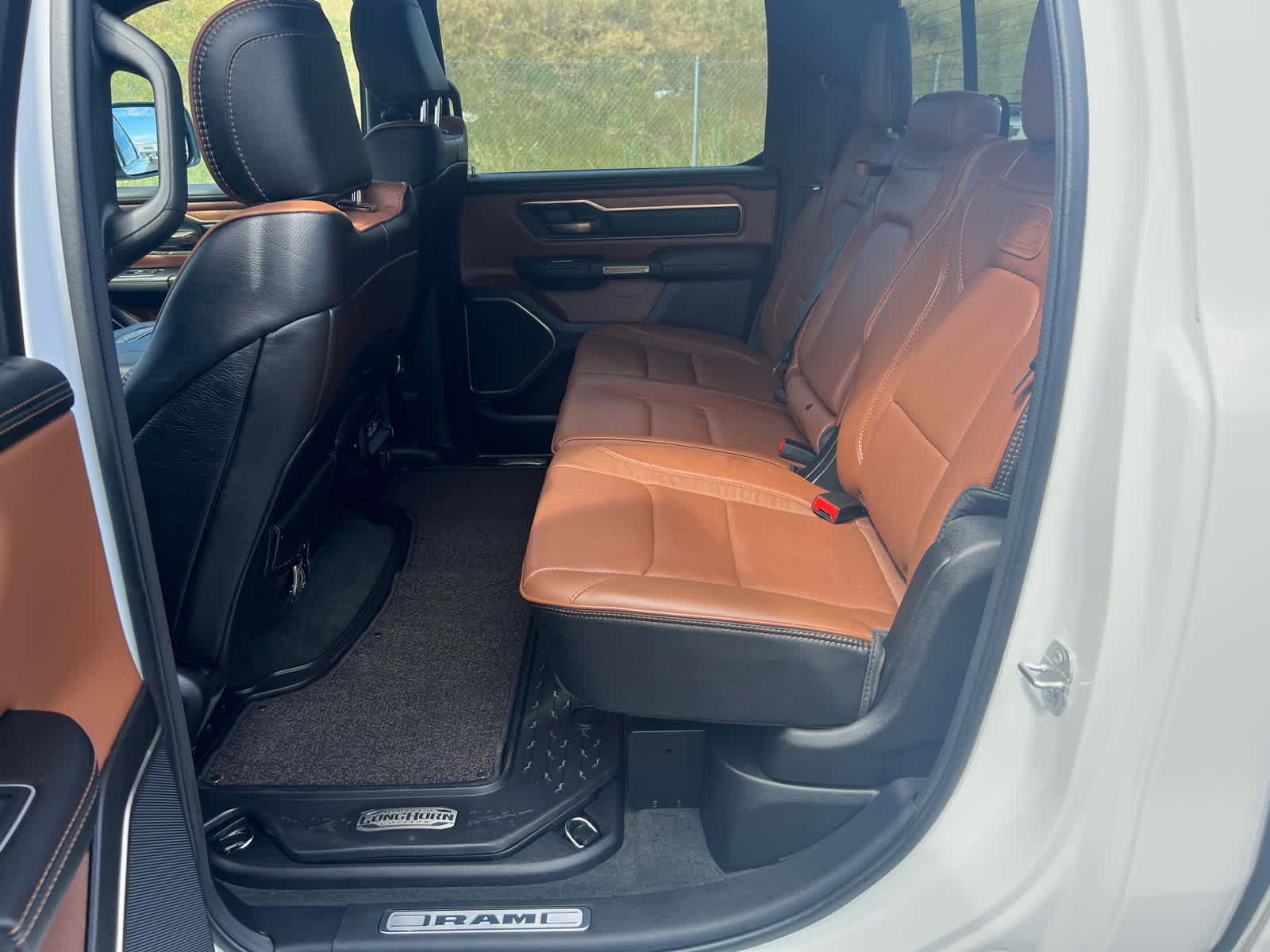 Used 2023 RAM 1500 Limited AWD/4WD image 12