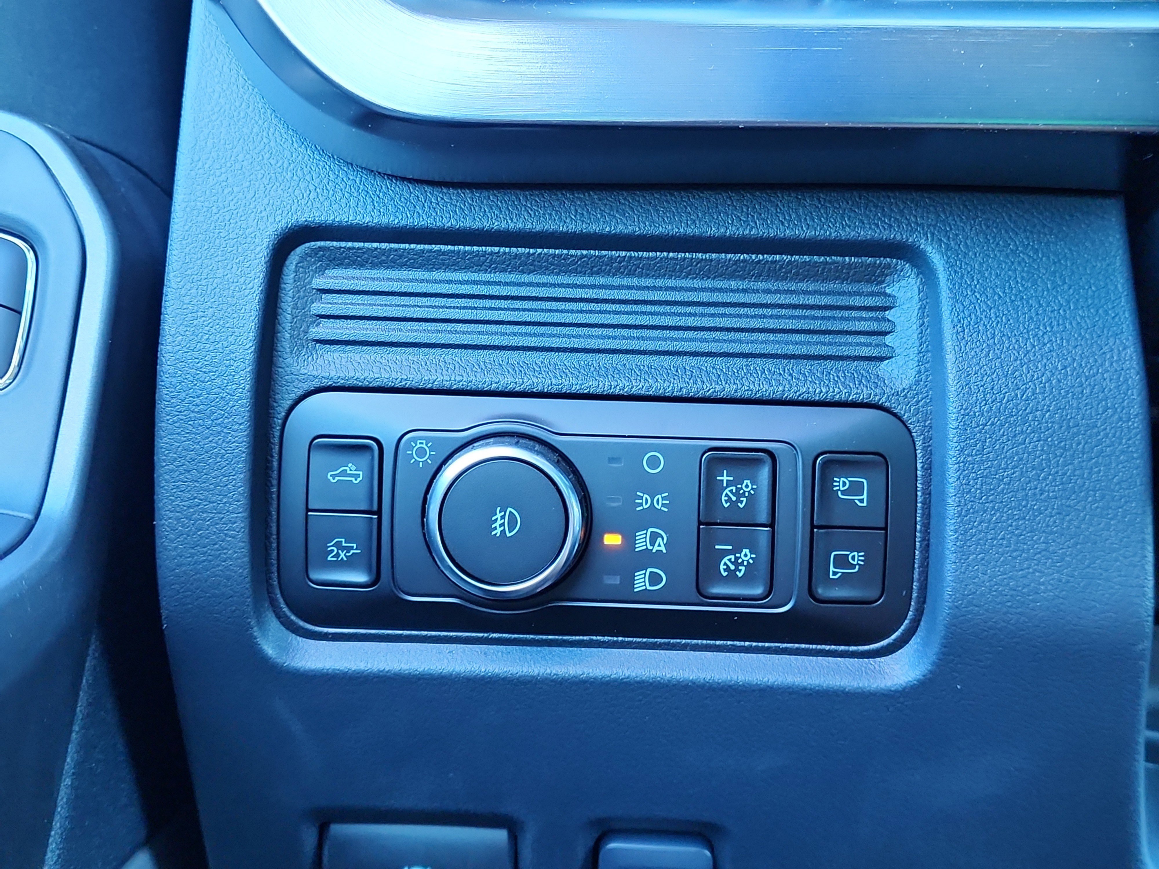 New 2026 Ford F250 Lariat w/ Tremor Off-Road Package image 17