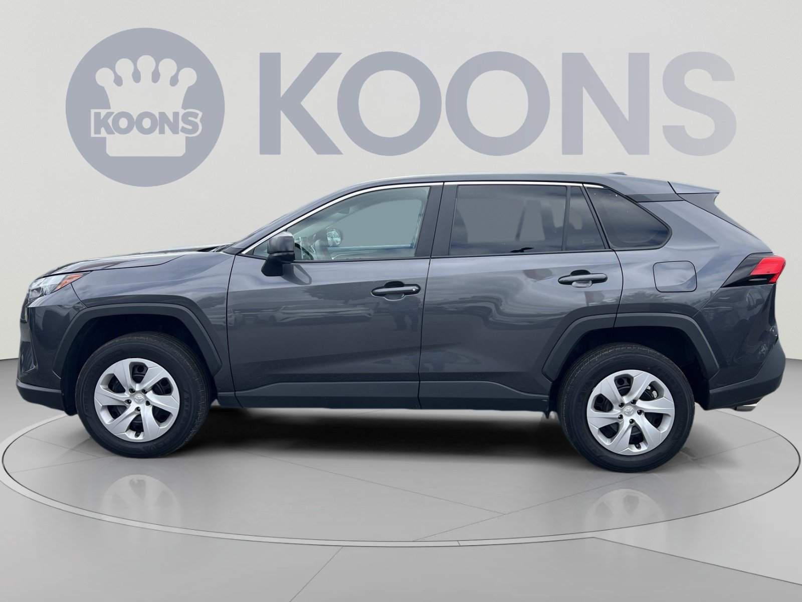 Used 2025 Toyota RAV4 LE AWD/4WD image 2