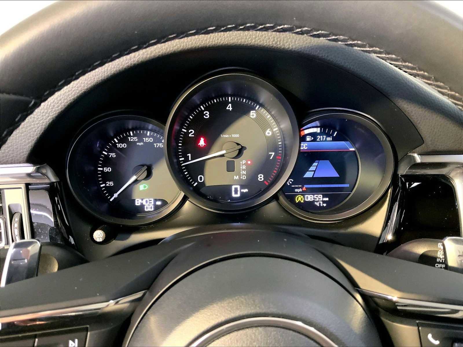 Certified 2026 Porsche Macan AWD/4WD image 29