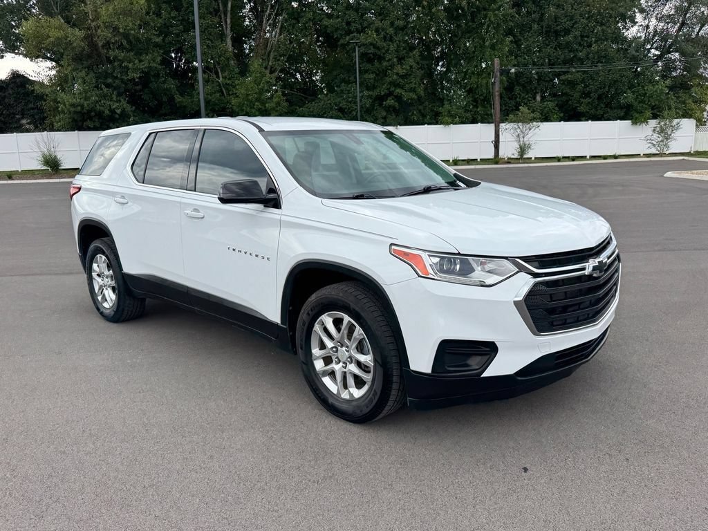 Used 2020 Chevrolet Traverse LS FWD image 2