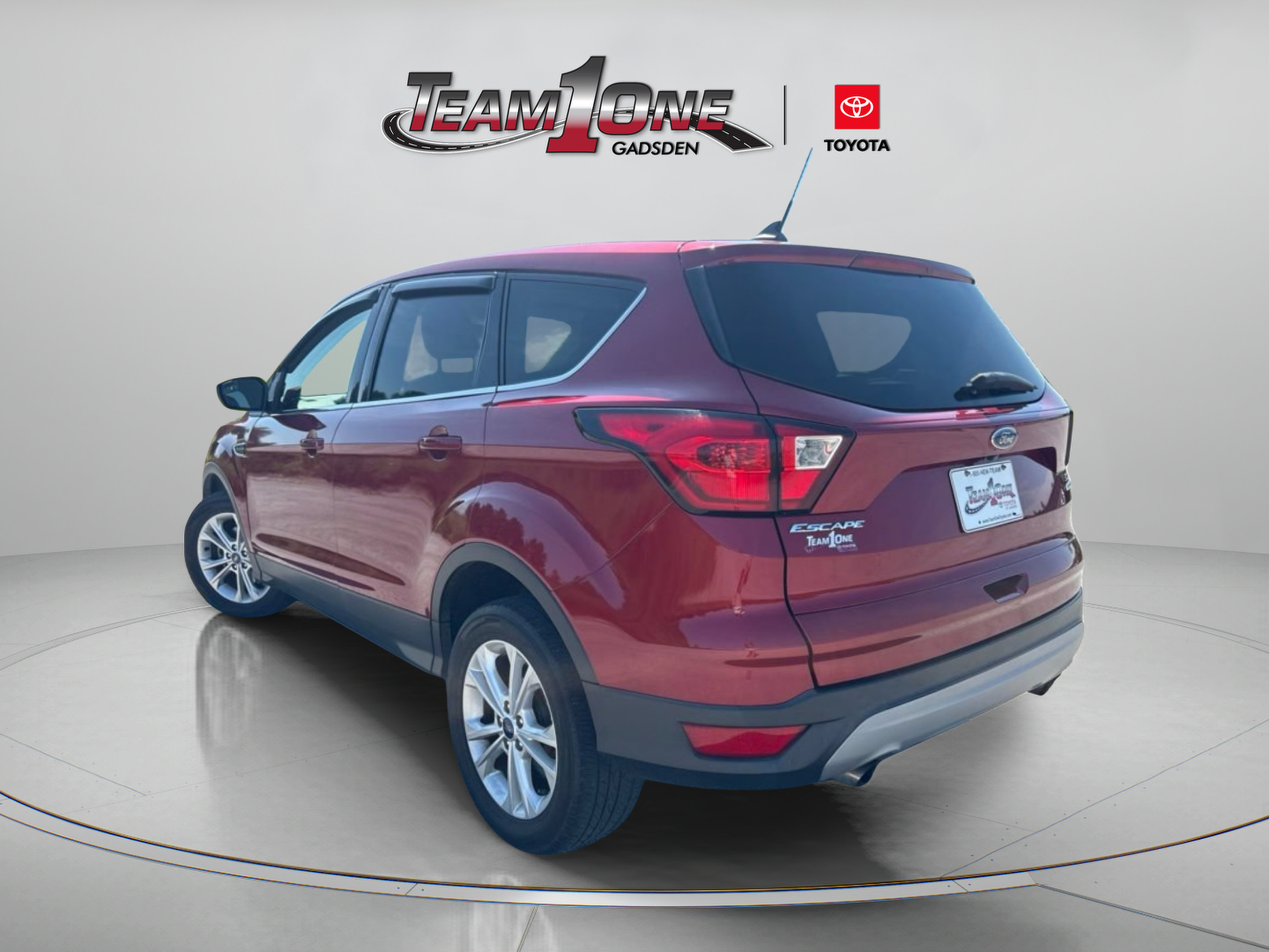 Used 2019 Ford Escape SE FWD image 5