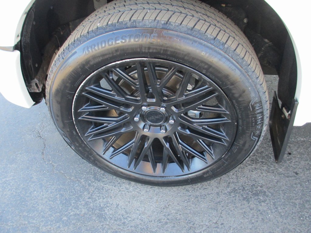 Used 2016 Ford F150 Limited w/ Trailer Tow Package image 13