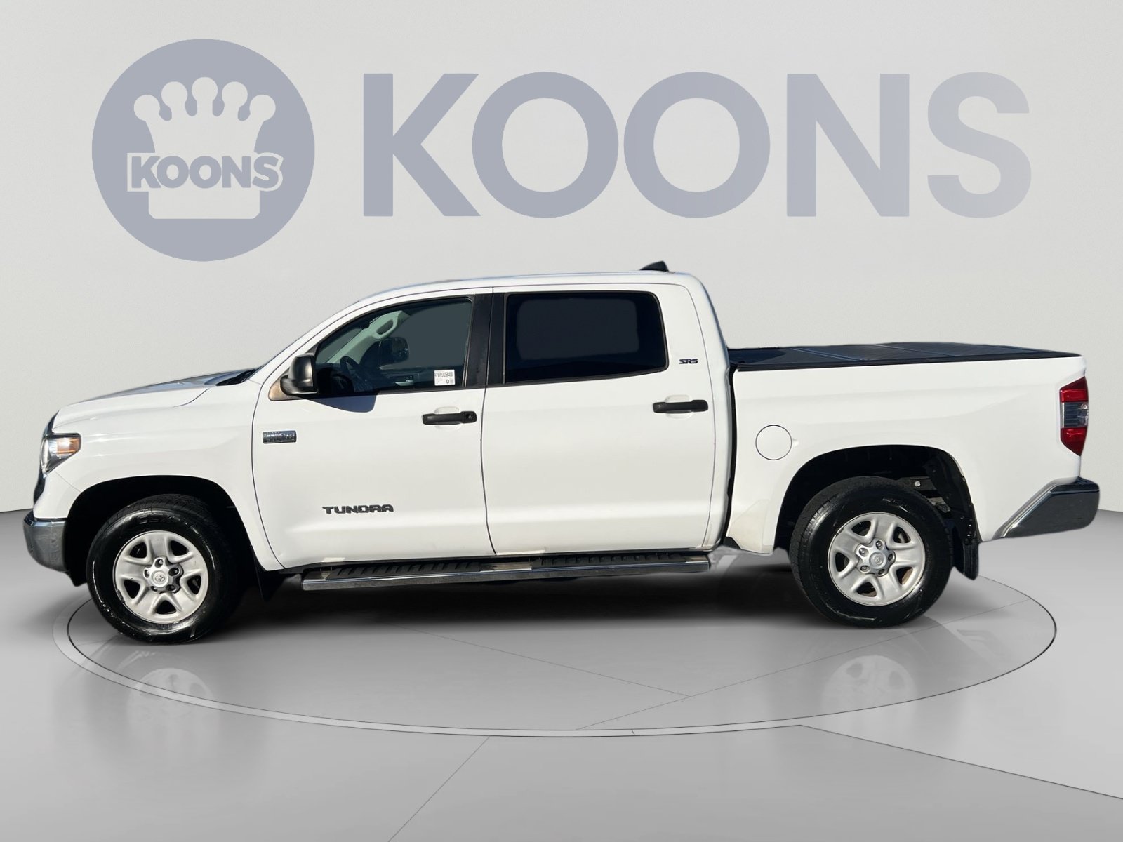 Used 2020 Toyota Tundra SR5 w/ SR5 Upgrade Package RWD image 2