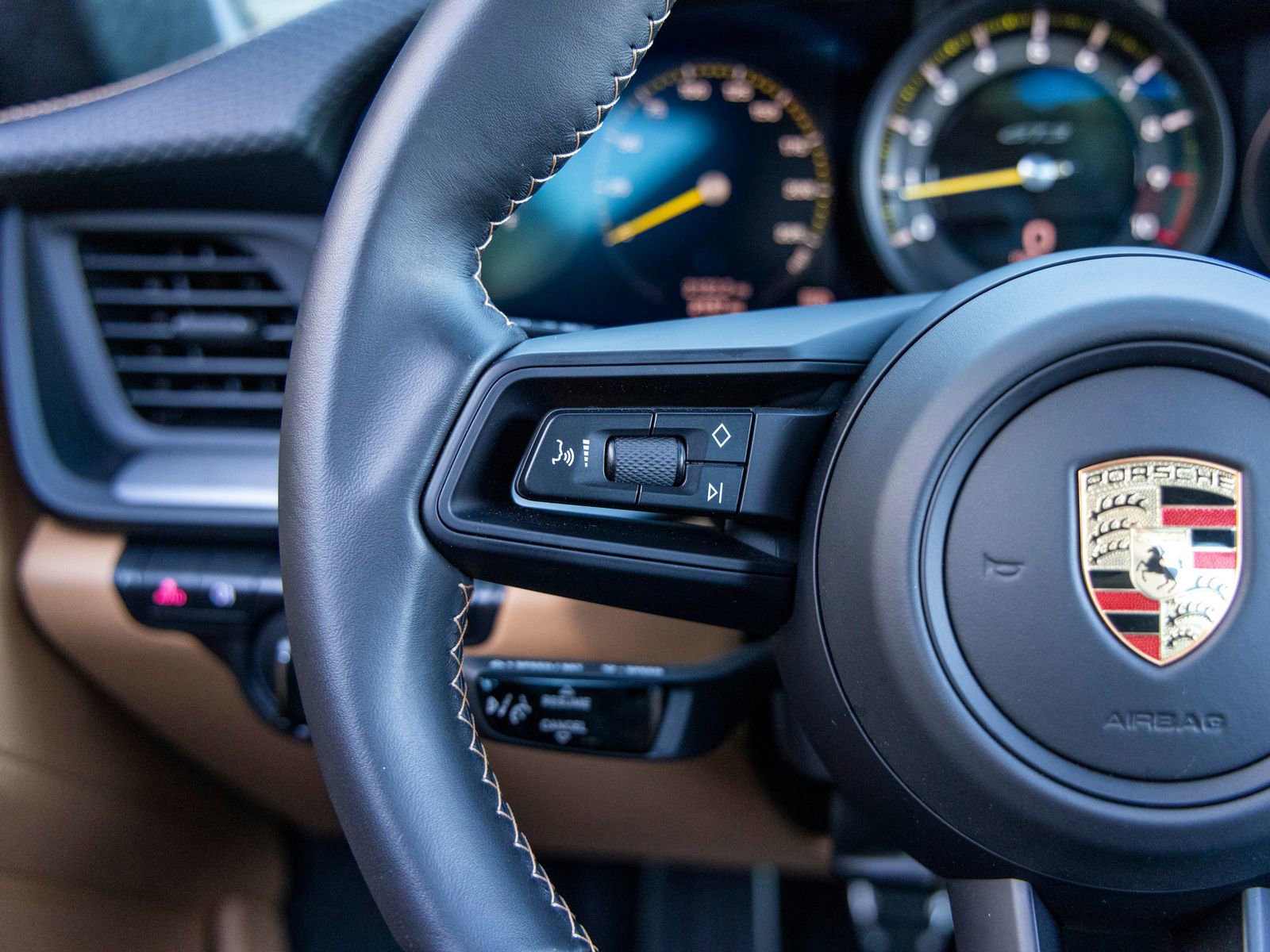 Used 2024 Porsche 911 GT3 image 37