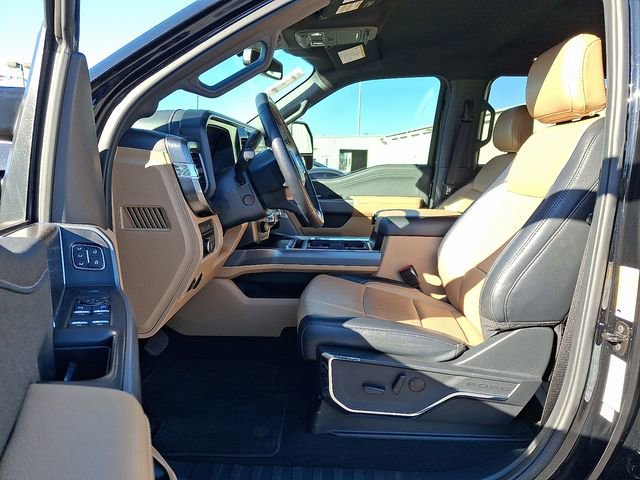 Used 2024 Ford F250 Lariat w/ FX4 Off-Road Package image 13