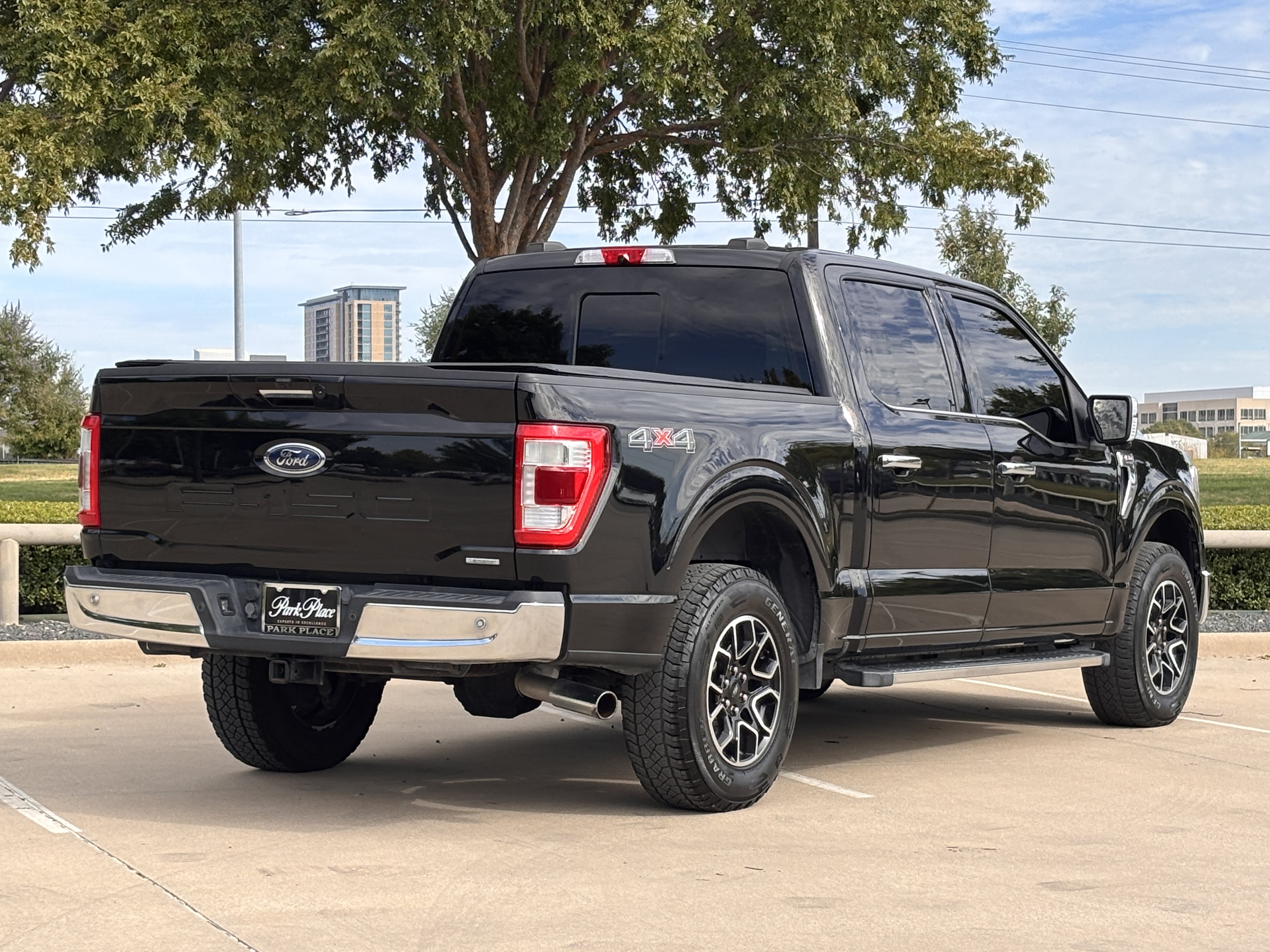 Used 2021 Ford F150 Lariat w/ Equipment Group 502A High AWD/4WD image 5