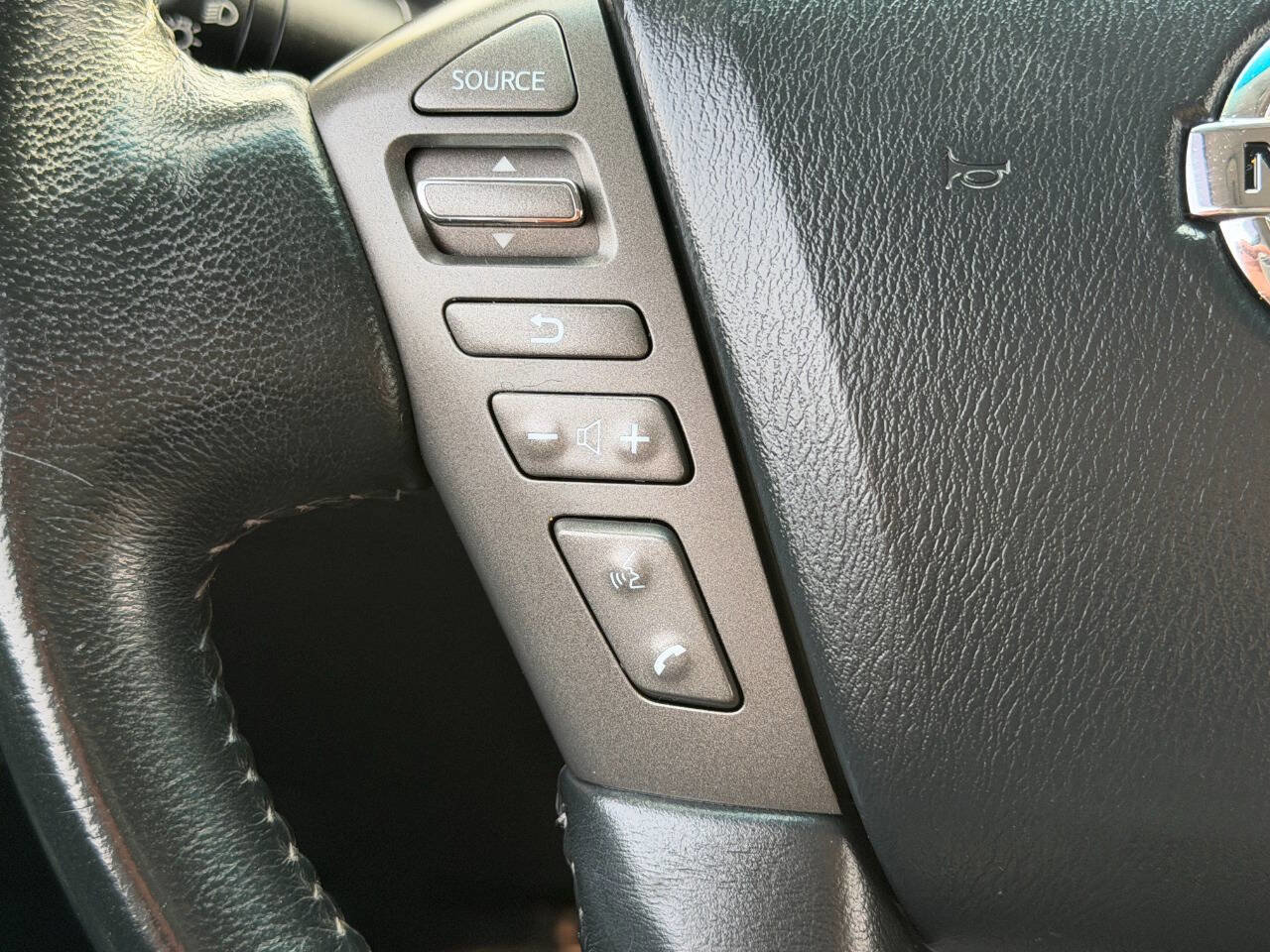 Used 2017 Nissan Armada SL w/ Technology Package image 41