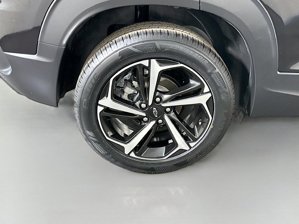 Used 2022 Chevrolet TrailBlazer RS FWD image 32