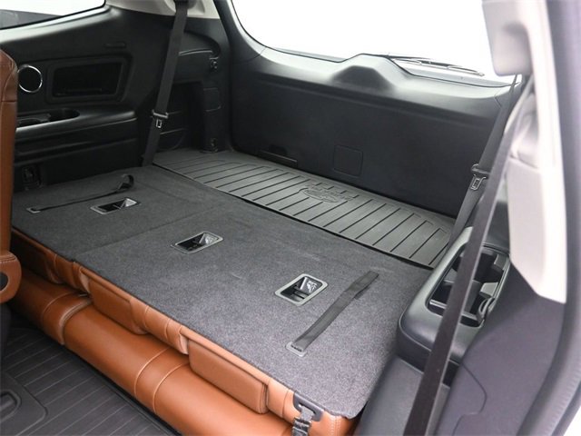 Used 2025 Subaru Ascent Touring w/ Popular Package #1 image 22