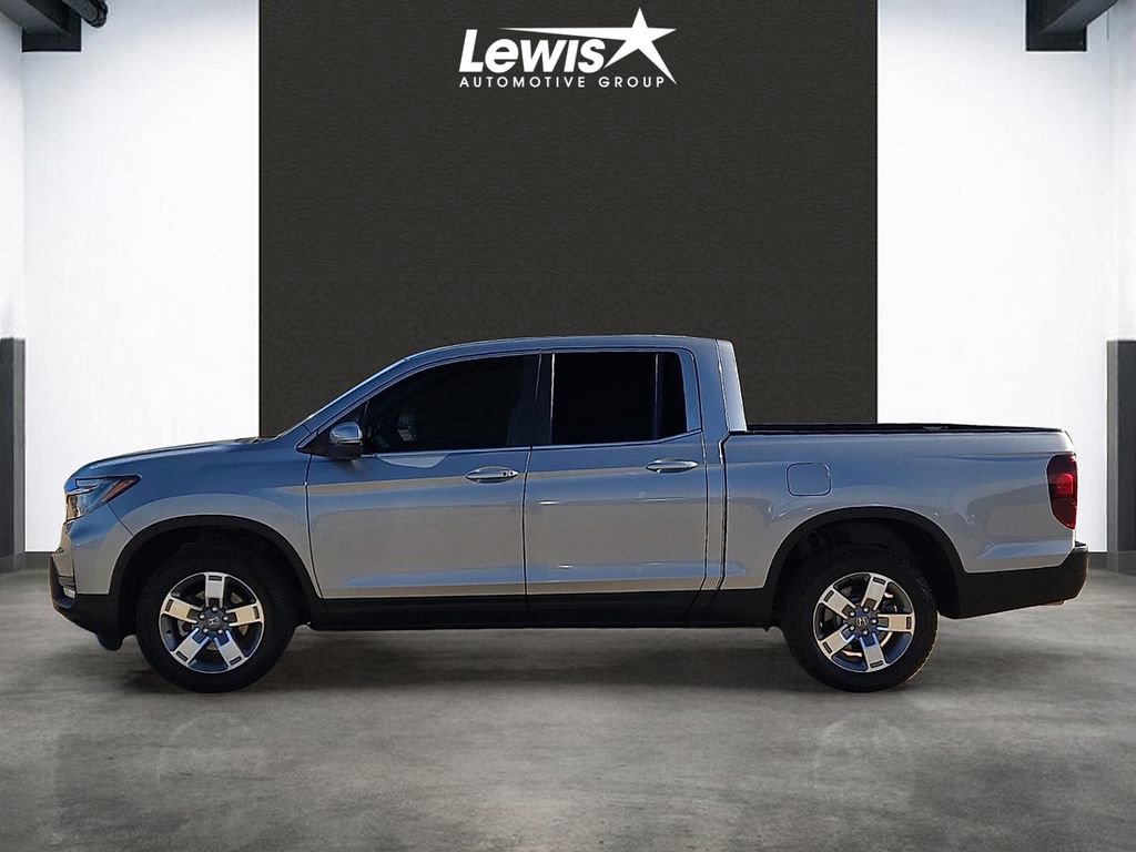 Used 2025 Honda Ridgeline RTL image 2