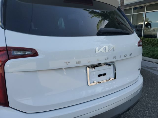 Used 2024 Kia Telluride LX AWD/4WD image 7