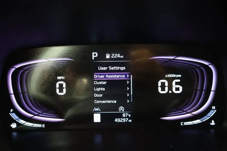 Used 2024 Kia Soul LX w/ LX Technology Package FWD image 24